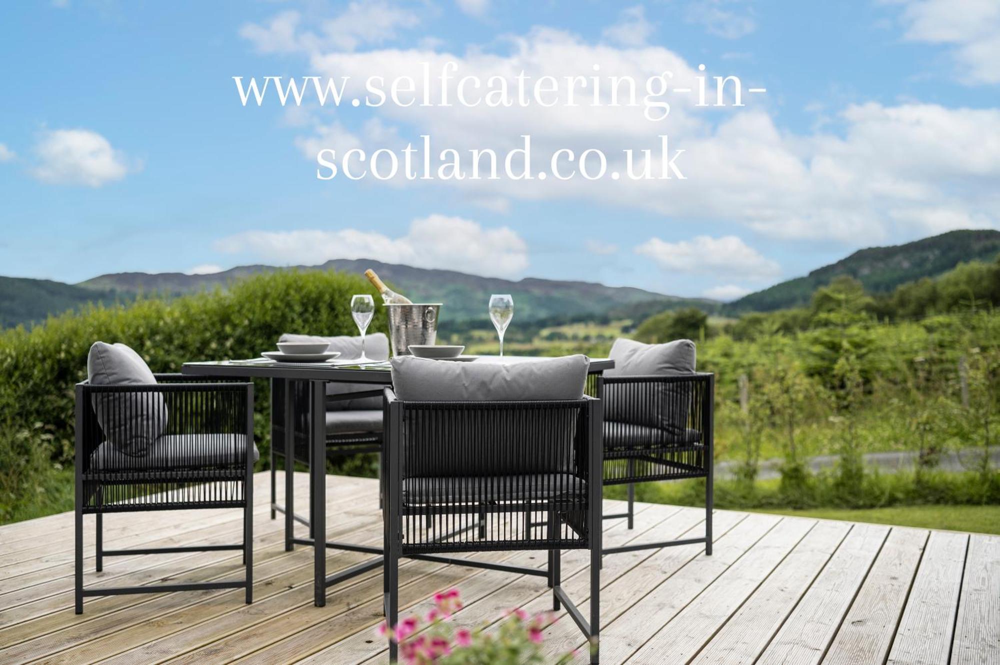 Kinnaird Woodland Lodges Pitlochry Esterno foto